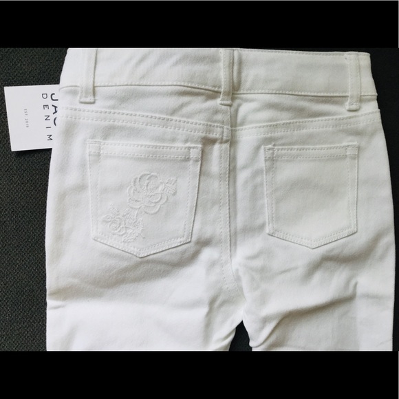 JANIE AND JACK Girl Jeans with Flowers | 4 YRS NWT - Picture 11 of 11